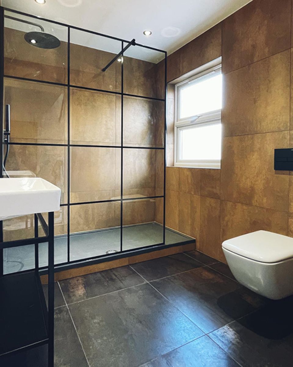 Modern bathroom